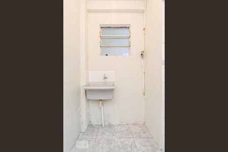 Studio para alugar com 30m², 1 quarto e sem vaga Studio para alugar com 30m², 1 quarto e sem vagaArea de Serviço
