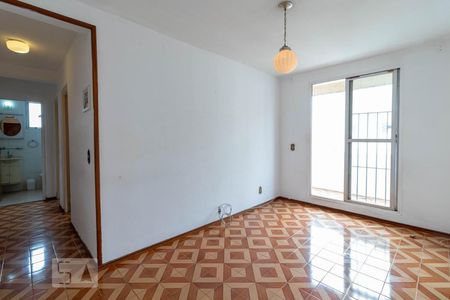 Sala de apartamento para alugar com 2 quartos, 50m² em Vila Santa Maria, São Paulo