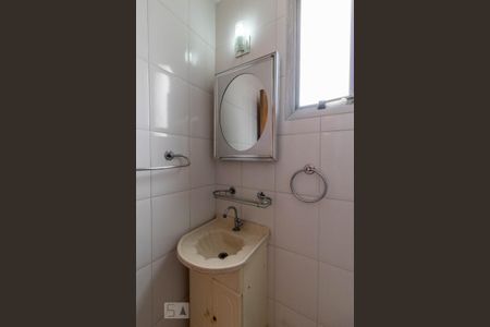 Apartamento para alugar com 50m², 2 quartos e 1 vagaBanheiro - Pia