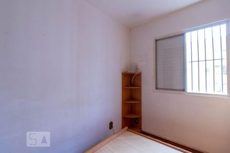 Quarto 1 de apartamento para alugar com 2 quartos, 50m² em Vila Santa Maria, São Paulo