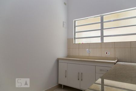 Casa para alugar com 35m², 1 quarto e sem vaga Casa para alugar com 35m², 1 quarto e sem vagaCozinha