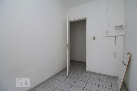 Piso Térreo - Quarto 1 de casa para alugar com 9 quartos, 300m² em Vila Anglo Brasileira, São Paulo