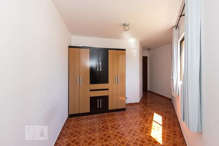 Quarto 1 de apartamento para alugar com 2 quartos, 54m² em Ahú, Curitiba