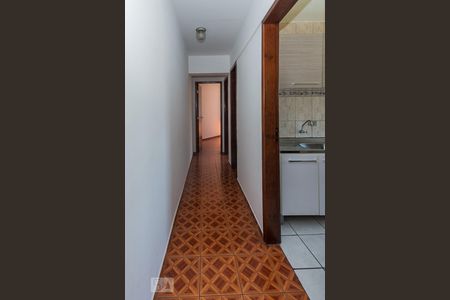 Corredor de apartamento para alugar com 2 quartos, 54m² em Ahú, Curitiba