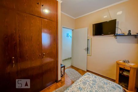 Casa à venda com 134m², 3 quartos e 2 vagasQuarto2