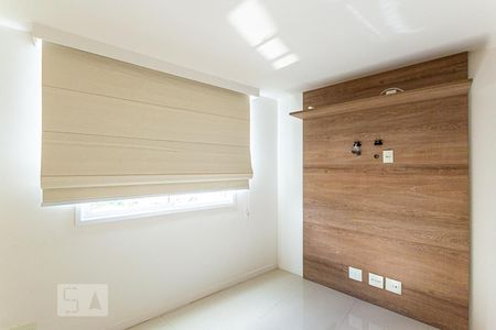 Apartamento à venda com 83m², 2 quartos e 1 vagaSuite 