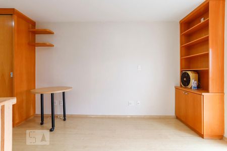 Quarto de kitnet/studio à venda com 1 quarto, 25m² em Consolação, São Paulo