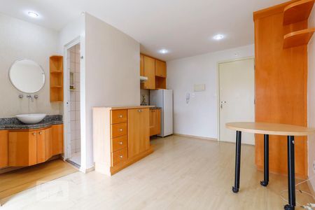 Quarto de kitnet/studio à venda com 1 quarto, 25m² em Consolação, São Paulo