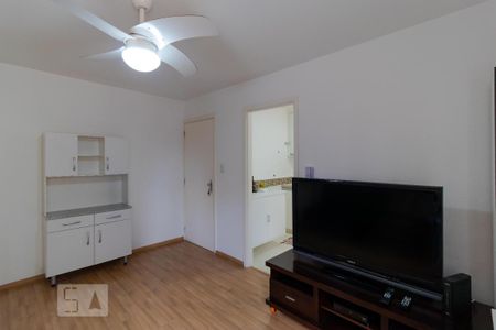 Sala de apartamento para alugar com 1 quarto, 42m² em Cambuí, Campinas
