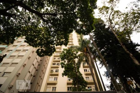Apartamento para alugar com 42m², 1 quarto e sem vaga Apartamento para alugar com 42m², 1 quarto e sem vagaFachada