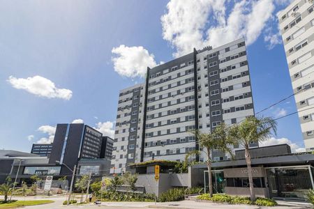 Apartamento à venda com 55m², 2 quartos e 1 vaga Apartamento à venda com 55m², 2 quartos e 1 vagaFachada