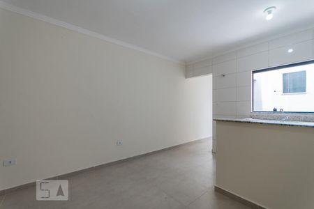 Sala/Cozinha de Apartamento com 2 quartos, 50m² Vila América