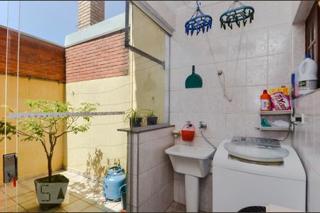Casa de condomínio à venda com 102m², 2 quartos e 2 vagasÁrea de Serviço
