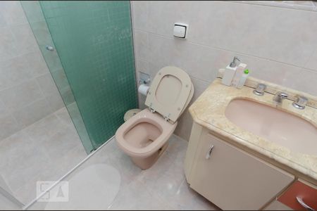 Casa de condomínio à venda com 102m², 2 quartos e 2 vagasBanheiro da Suíte 1