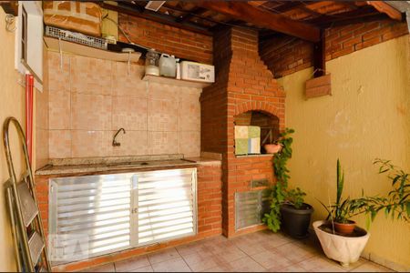 Casa de condomínio à venda com 102m², 2 quartos e 2 vagasChurrasqueira