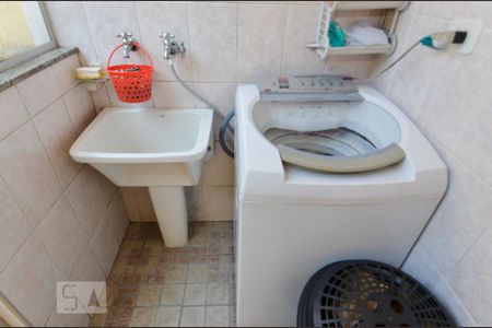 Casa de condomínio à venda com 102m², 2 quartos e 2 vagasÁrea de Serviço