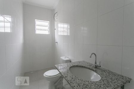 Banheiro de apartamento para alugar com 1 quarto, 36m² em Chácara Mafalda, São Paulo