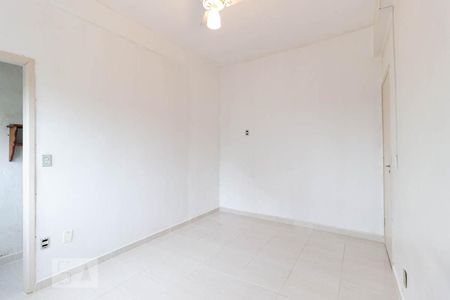 Quarto 1 de casa para alugar com 2 quartos, 80m² em Vila Irmãos Arnoni, São Paulo