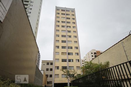 Apartamento para alugar com 52m², 1 quarto e 1 vagaFachada