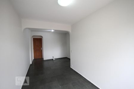 Apartamento para alugar com 52m², 1 quarto e 1 vagaSala