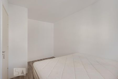 Quarto 1 de apartamento para alugar com 2 quartos, 52m² em Jardim Itu, Porto Alegre