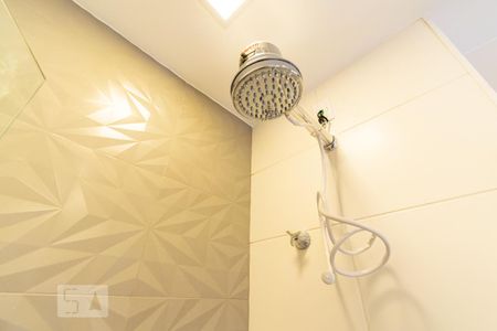 Banheiro de apartamento à venda com 2 quartos, 34m² em Vila Paulista, São Paulo
