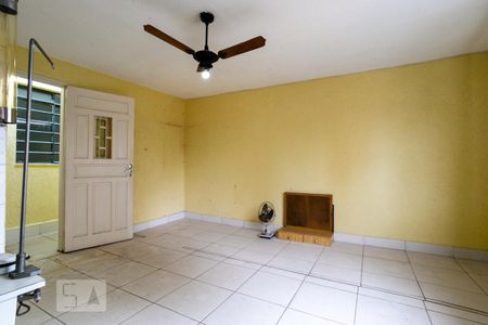 Casa à venda com 250m², 3 quartos e 1 vagaEscritório