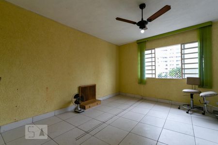 Casa à venda com 250m², 3 quartos e 1 vagaEscritório