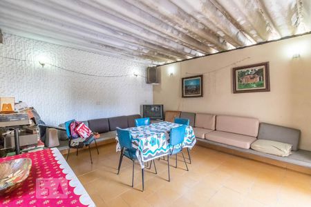 Sala 2 de casa à venda com 3 quartos, 450m² em Pinheiros, São Paulo