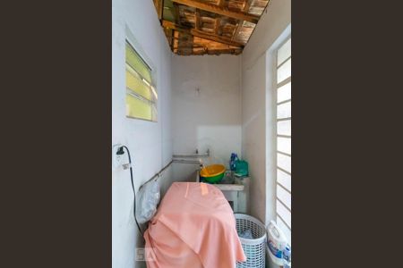 Casa à venda com 450m², 3 quartos e 4 vagas Casa à venda com 450m², 3 quartos e 4 vagasÁrea de serviço 2