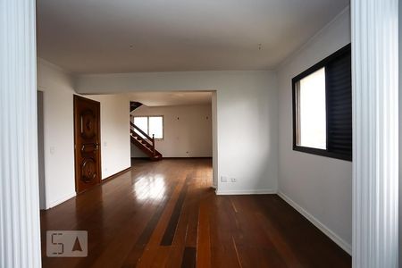 Sala 1 de apartamento para alugar com 4 quartos, 230m² em Jardim Ampliacao, São Paulo