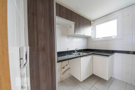 Apartamento à venda com 64m², 2 quartos e 1 vagaCozinha e Área de Serviço