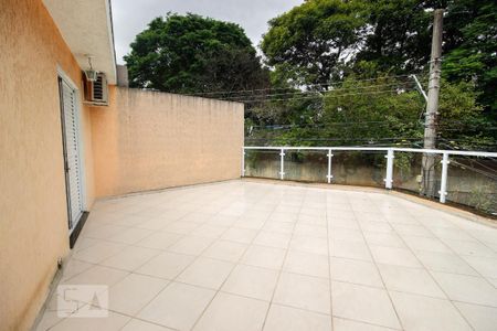 Casa à venda com 168m², 2 quartos e 3 vagasVaranda