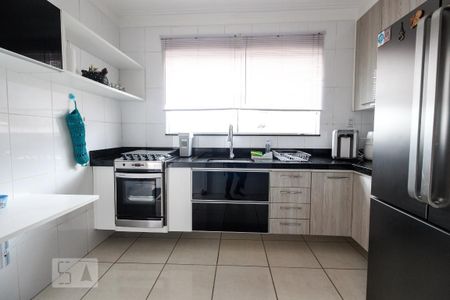 Casa à venda com 168m², 2 quartos e 3 vagasCozinha