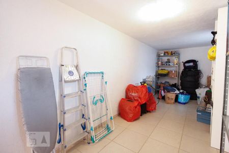 Casa à venda com 168m², 2 quartos e 3 vagasQuarto de serviço 2