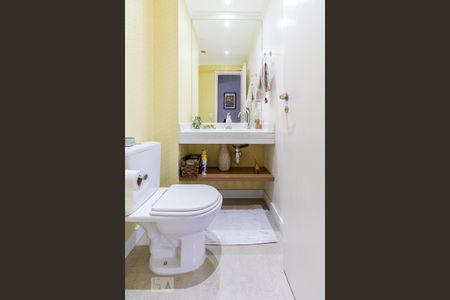 Lavabo de apartamento para alugar com 4 quartos, 136m² em Jurubatuba, São Paulo