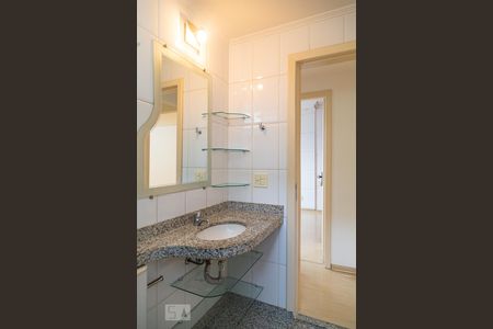 Apartamento à venda com 65m², 2 quartos e 1 vagaBanheiro Social