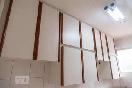 Apartamento à venda com 65m², 2 quartos e 1 vagaArmário da Cozinha