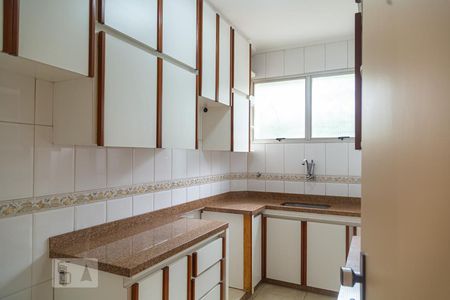 Apartamento à venda com 65m², 2 quartos e 1 vagaCozinha
