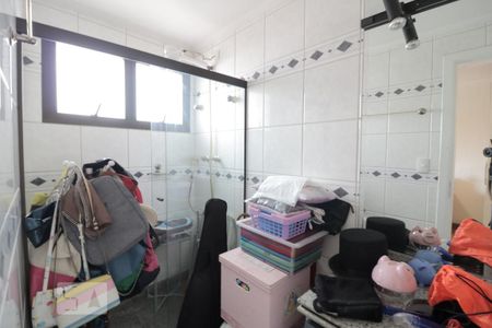 Apartamento à venda com 186m², 3 quartos e 3 vagasBanheiro da Suite 1