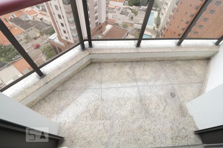 Apartamento à venda com 186m², 3 quartos e 3 vagasSacada da Suite 3 