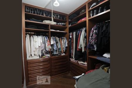 Apartamento à venda com 186m², 3 quartos e 3 vagasSuite 3  - closet