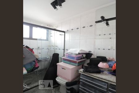 Apartamento à venda com 186m², 3 quartos e 3 vagasBanheiro da Suite 1