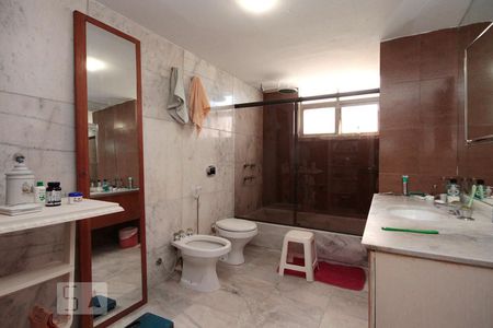 Apartamento à venda com 480m², 4 quartos e 4 vagasBanheiro