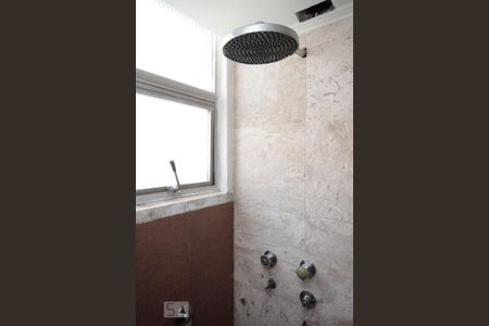 Apartamento à venda com 480m², 4 quartos e 4 vagasBanheiro da Suíte