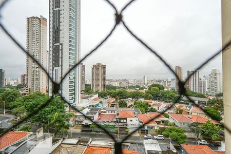 Apartamento à venda com 200m², 4 quartos e 3 vagas Apartamento à venda com 200m², 4 quartos e 3 vagasVista da suíte 01