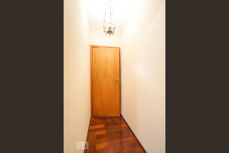 Apartamento à venda com 200m², 4 quartos e 3 vagas Apartamento à venda com 200m², 4 quartos e 3 vagasHall de acesso aos quartos