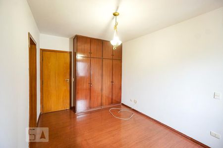 Apartamento à venda com 200m², 4 quartos e 3 vagas Apartamento à venda com 200m², 4 quartos e 3 vagasSuíte 01