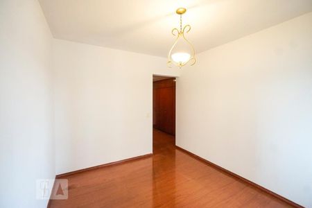 Apartamento à venda com 200m², 4 quartos e 3 vagas Apartamento à venda com 200m², 4 quartos e 3 vagasSuíte 02