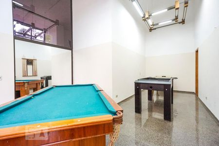 Apartamento à venda com 200m², 4 quartos e 3 vagas Apartamento à venda com 200m², 4 quartos e 3 vagasSalão de jogos